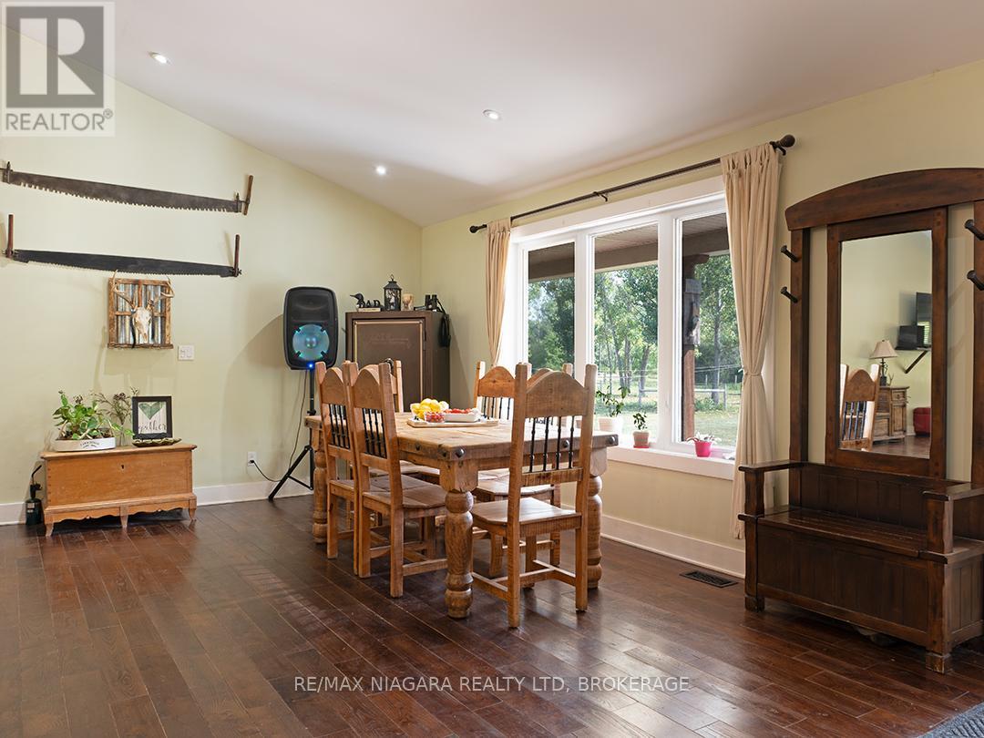 3481 Troup Road, Port Colborne, Ontario  L3K 5V5 - Photo 10 - X12348210