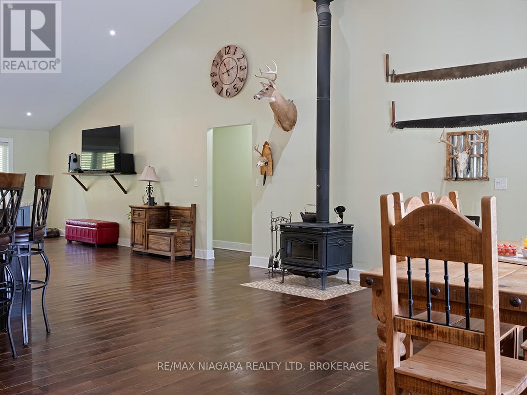 3481 Troup Road, Port Colborne, Ontario  L3K 5V5 - Photo 11 - X12348210