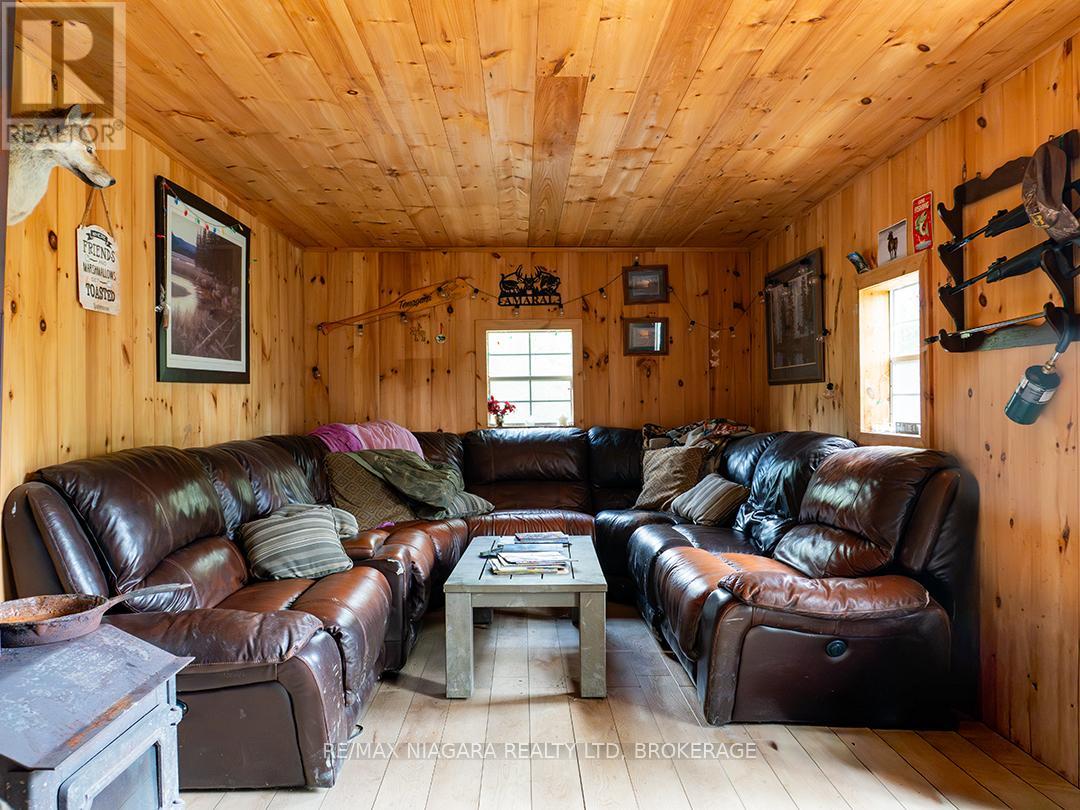 3481 Troup Road, Port Colborne, Ontario  L3K 5V5 - Photo 14 - X12348210