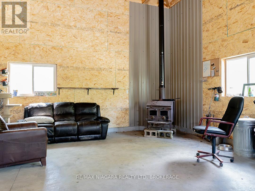 3481 Troup Road, Port Colborne, Ontario  L3K 5V5 - Photo 38 - X12348210