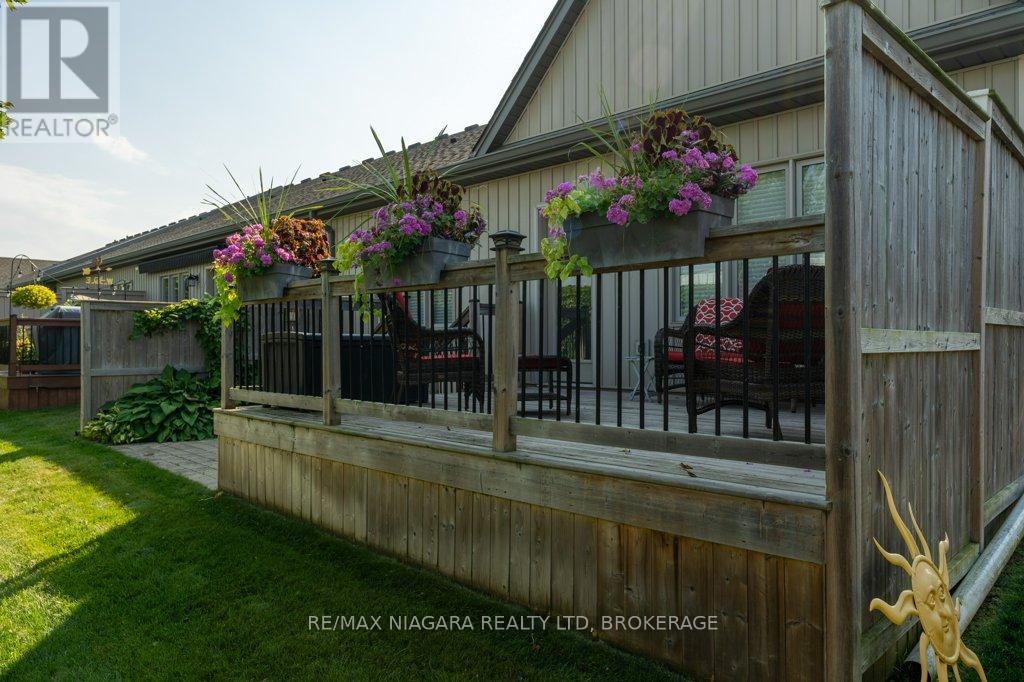 34 Blossom Common, St. Catharines, Ontario  L2M 0B3 - Photo 28 - X12351822