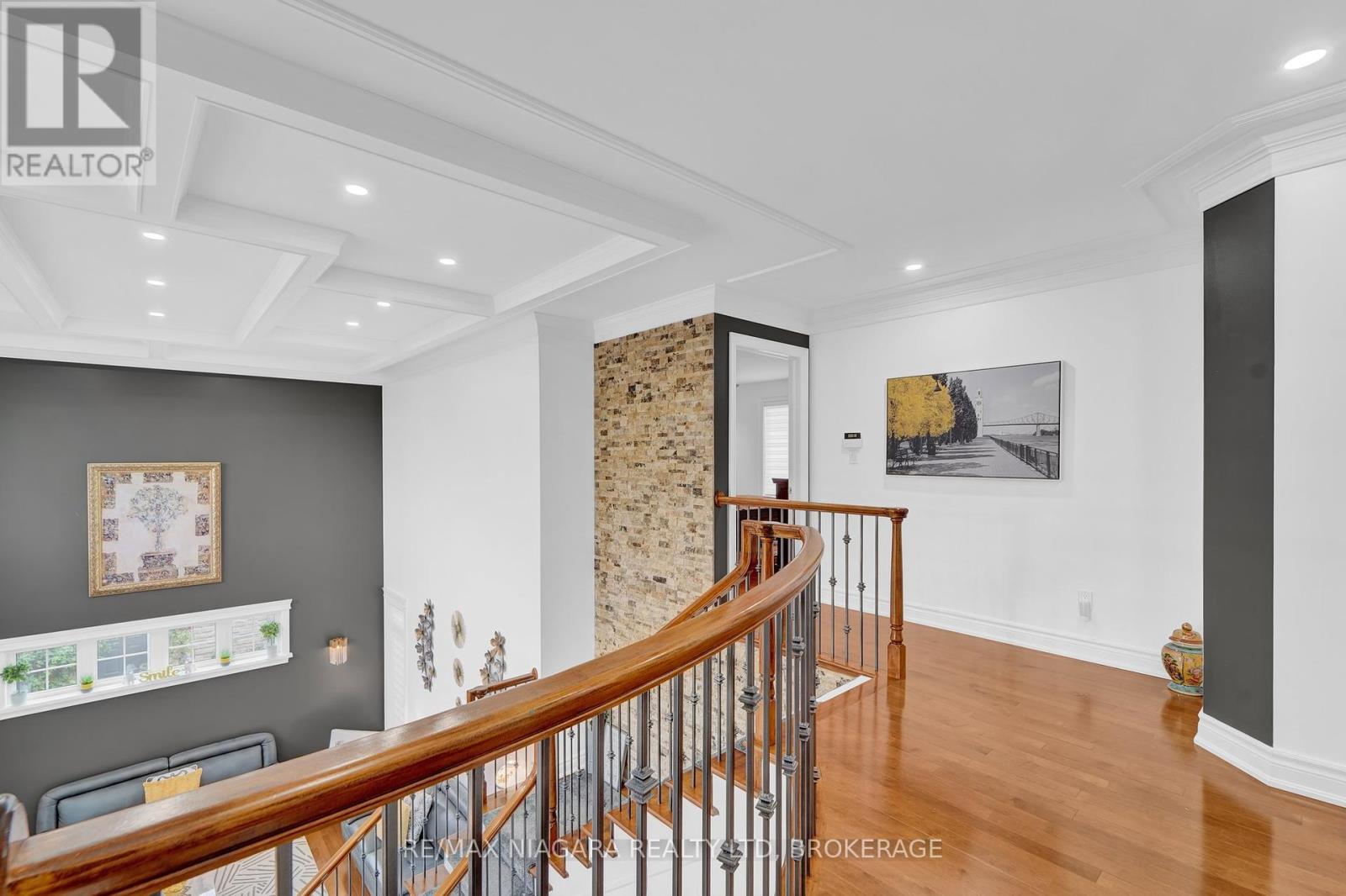 8018 Cathedral Drive, Niagara Falls, Ontario  L2H 2Z2 - Photo 25 - X12354592