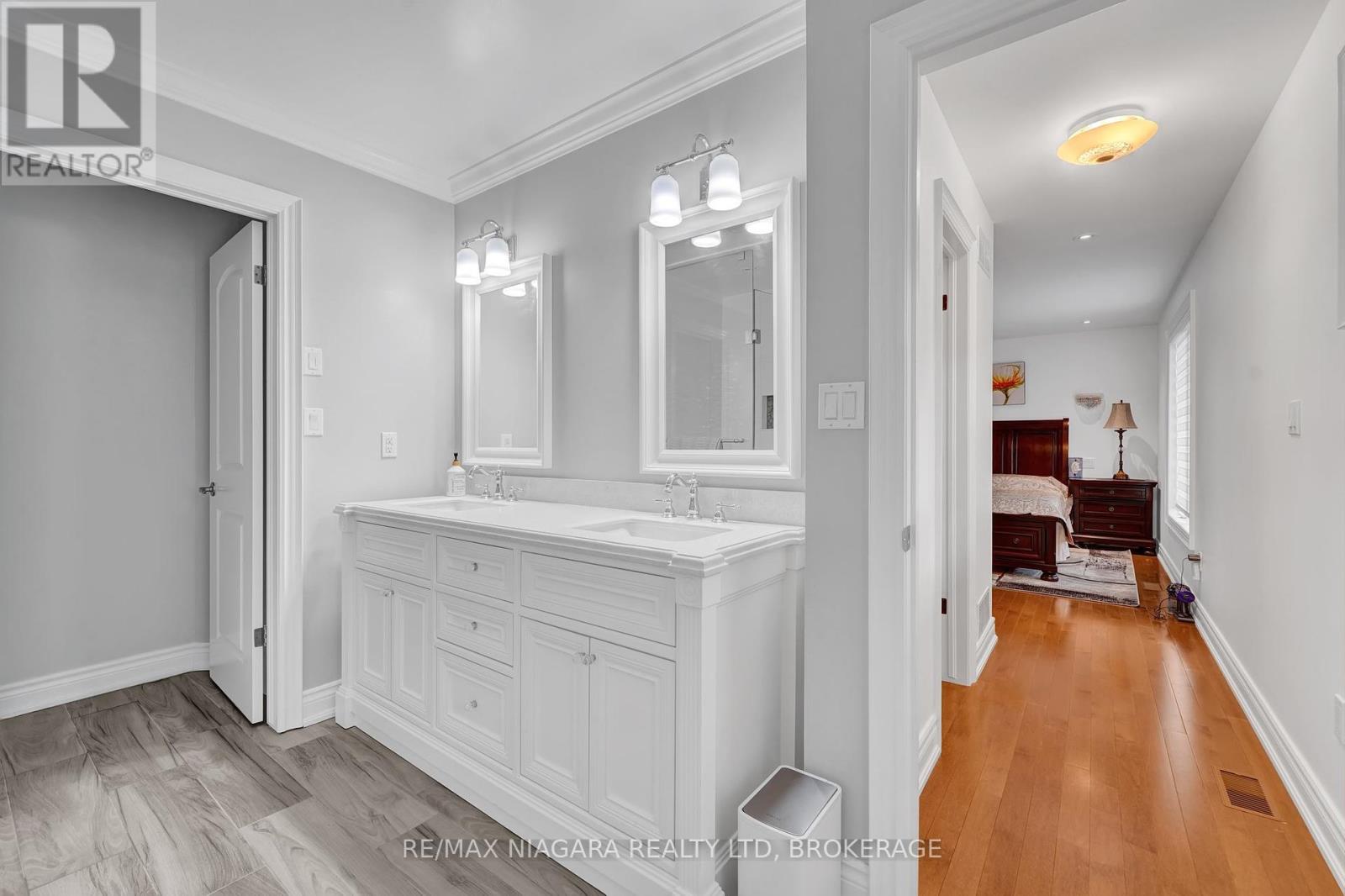 8018 Cathedral Drive, Niagara Falls, Ontario  L2H 2Z2 - Photo 38 - X12354592