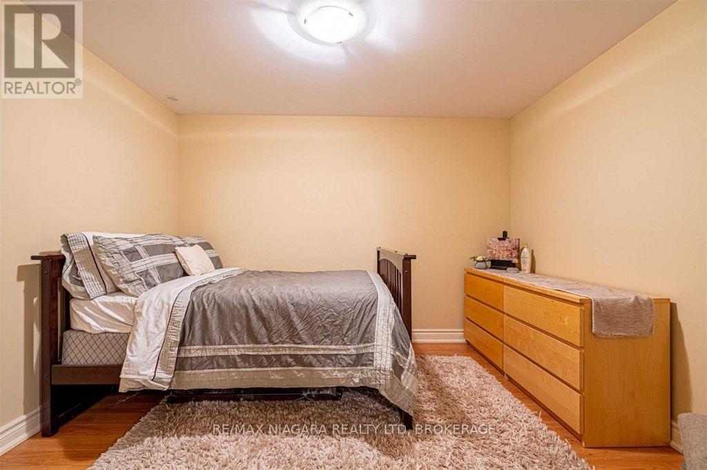 8018 Cathedral Drive, Niagara Falls, Ontario  L2H 2Z2 - Photo 43 - X12354592