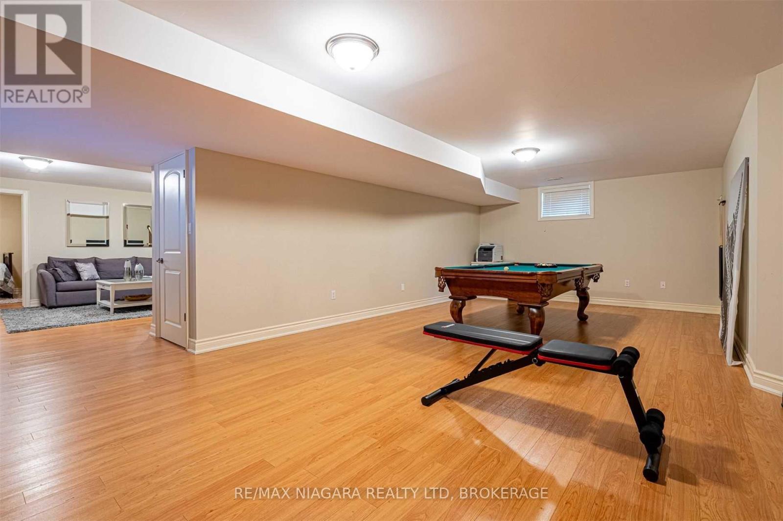 8018 Cathedral Drive, Niagara Falls, Ontario  L2H 2Z2 - Photo 45 - X12354592