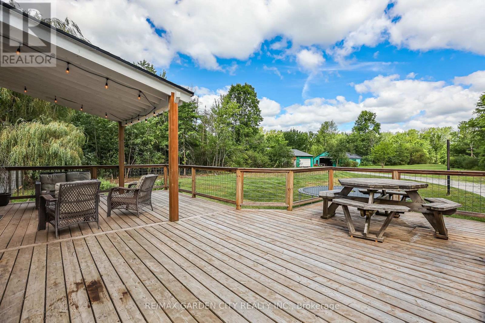 1858 Townline Road, Fort Erie, Ontario  L0S 1S0 - Photo 25 - X12356383