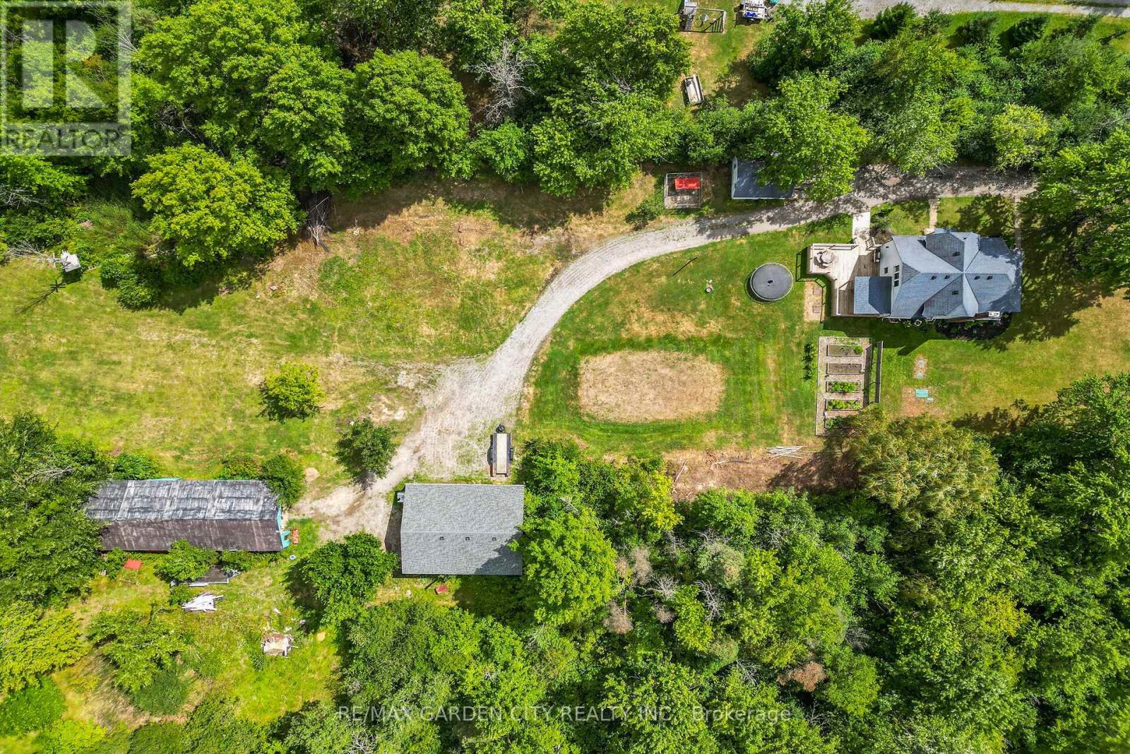 1858 Townline Road, Fort Erie, Ontario  L0S 1S0 - Photo 38 - X12356383