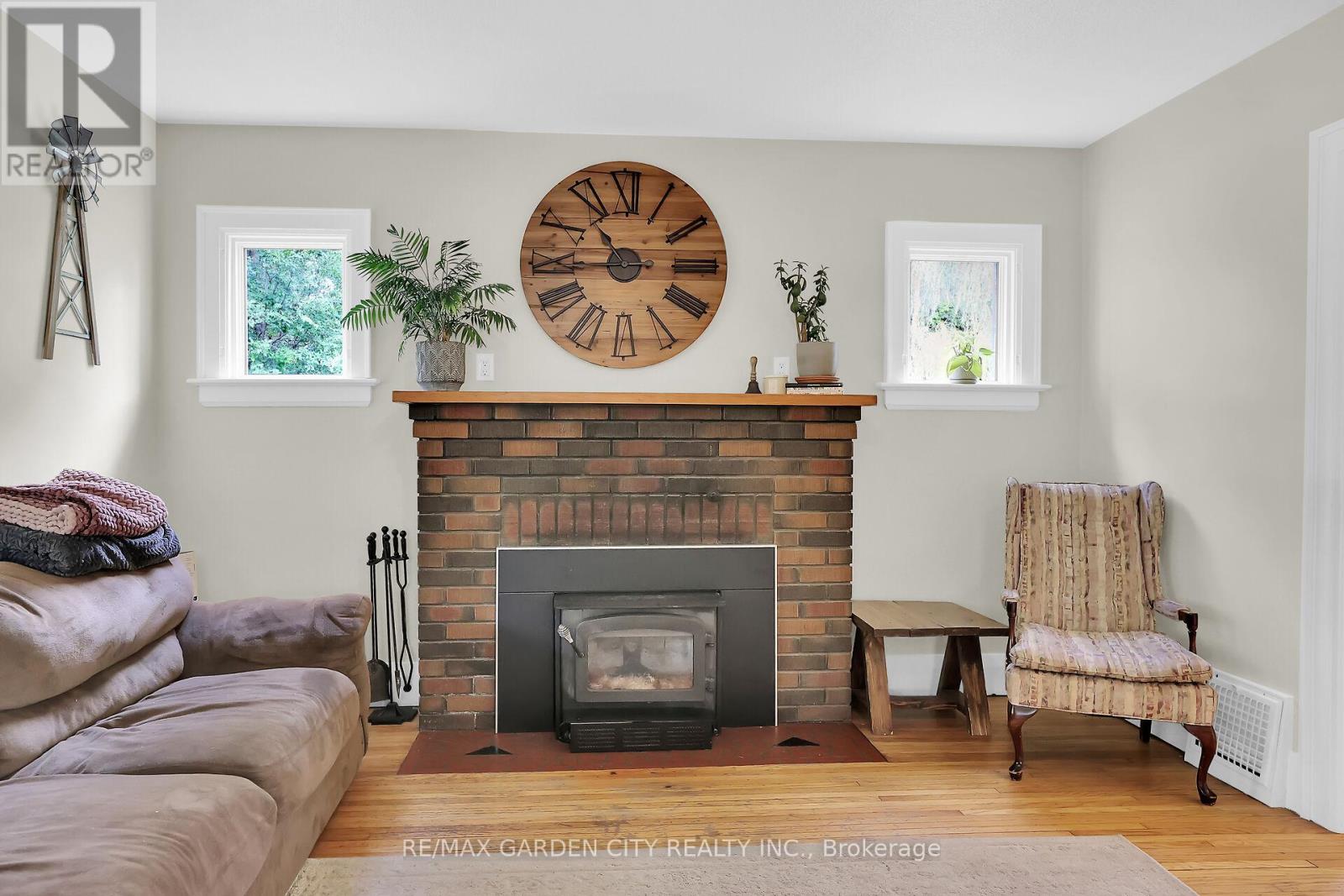 1858 Townline Road, Fort Erie, Ontario  L0S 1S0 - Photo 6 - X12356383