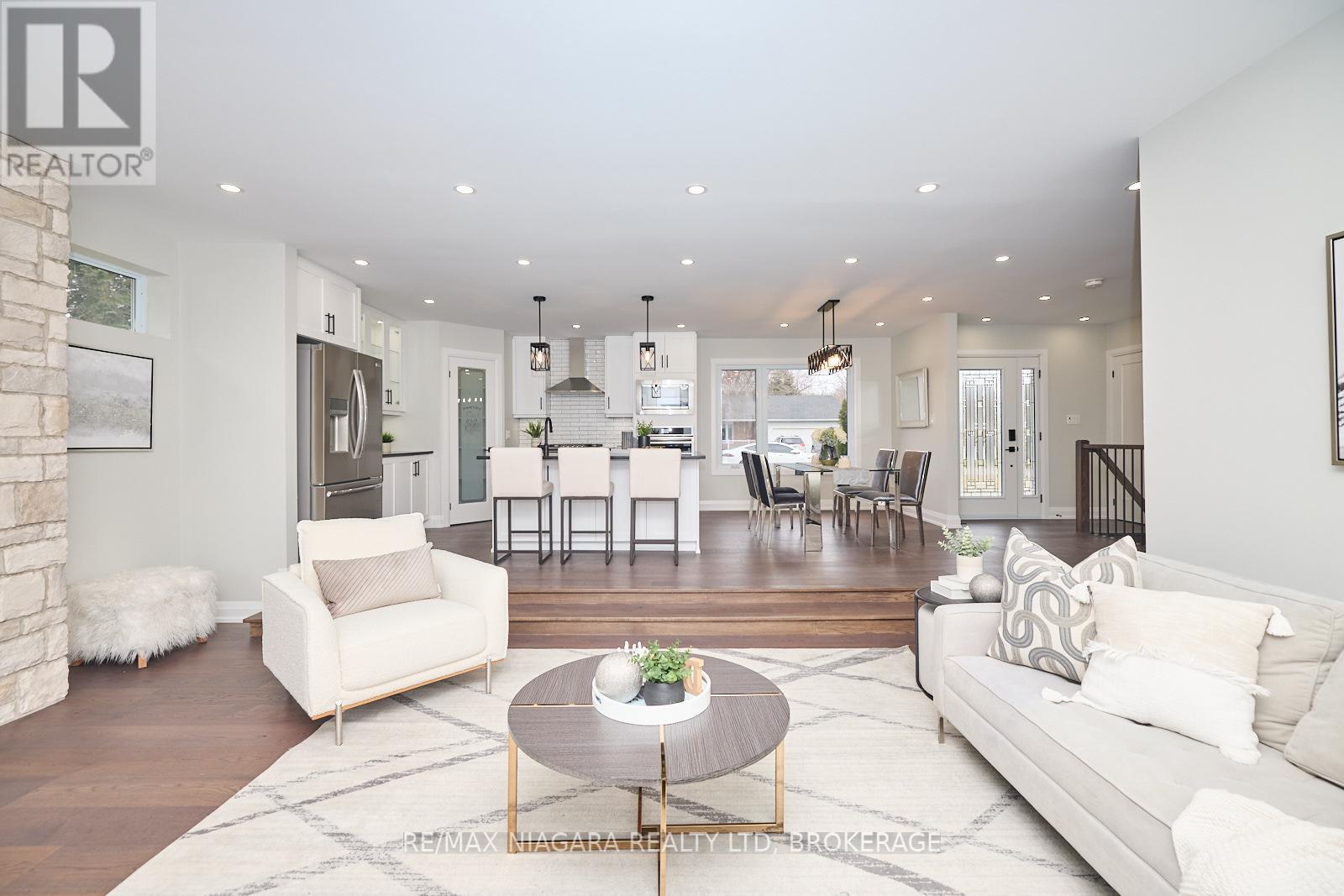 3873 Glenview Drive, Lincoln, Ontario  L0R 2C0 - Photo 9 - X12361542