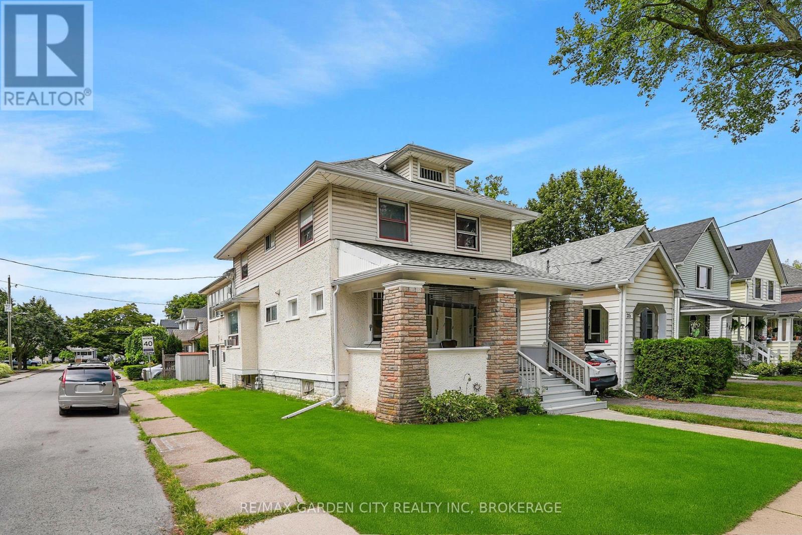 213 GENEVA STREET, St. Catharines, Ontario