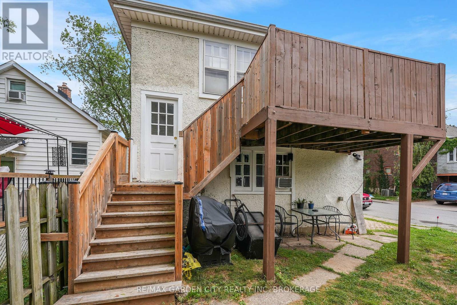 213 Geneva Street, St. Catharines, Ontario  L2R 4P9 - Photo 23 - X12361815