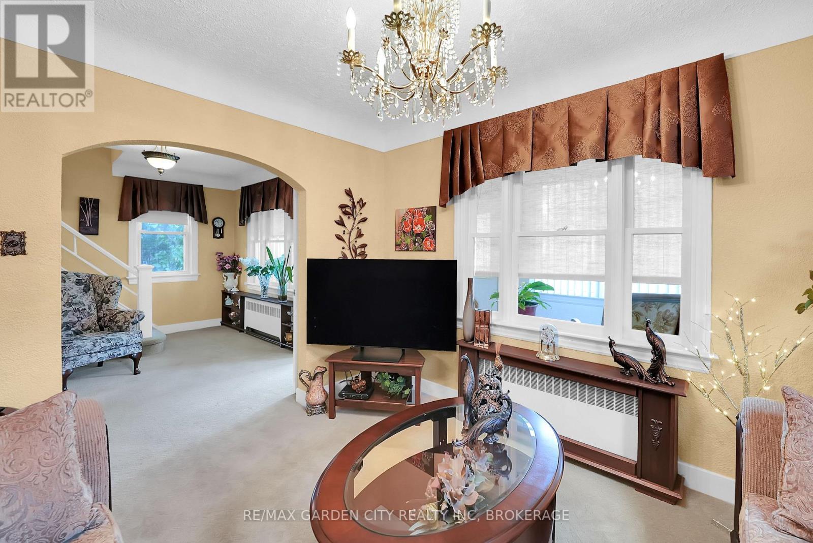 248 Wallace Avenue S, Welland, Ontario  L3B 1R6 - Photo 10 - X12365833