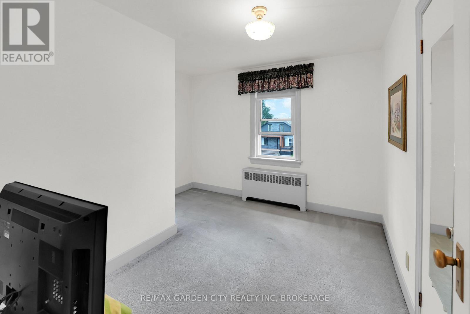 248 Wallace Avenue S, Welland, Ontario  L3B 1R6 - Photo 26 - X12365833