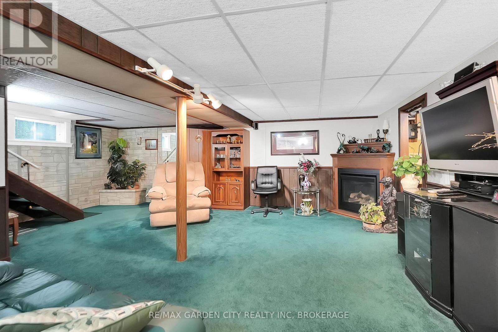 248 Wallace Avenue S, Welland, Ontario  L3B 1R6 - Photo 33 - X12365833