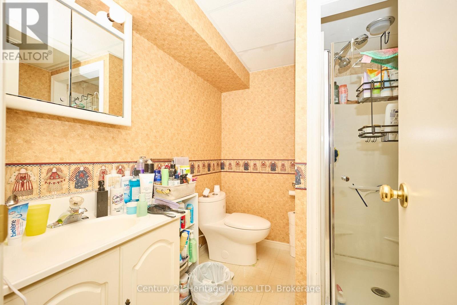 655 Parkdale Avenue, Fort Erie, Ontario  L2A 5B5 - Photo 27 - X12366378