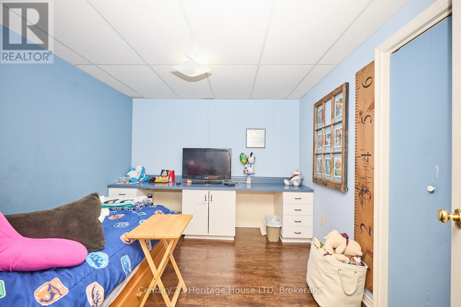 655 Parkdale Avenue, Fort Erie, Ontario  L2A 5B5 - Photo 28 - X12366378