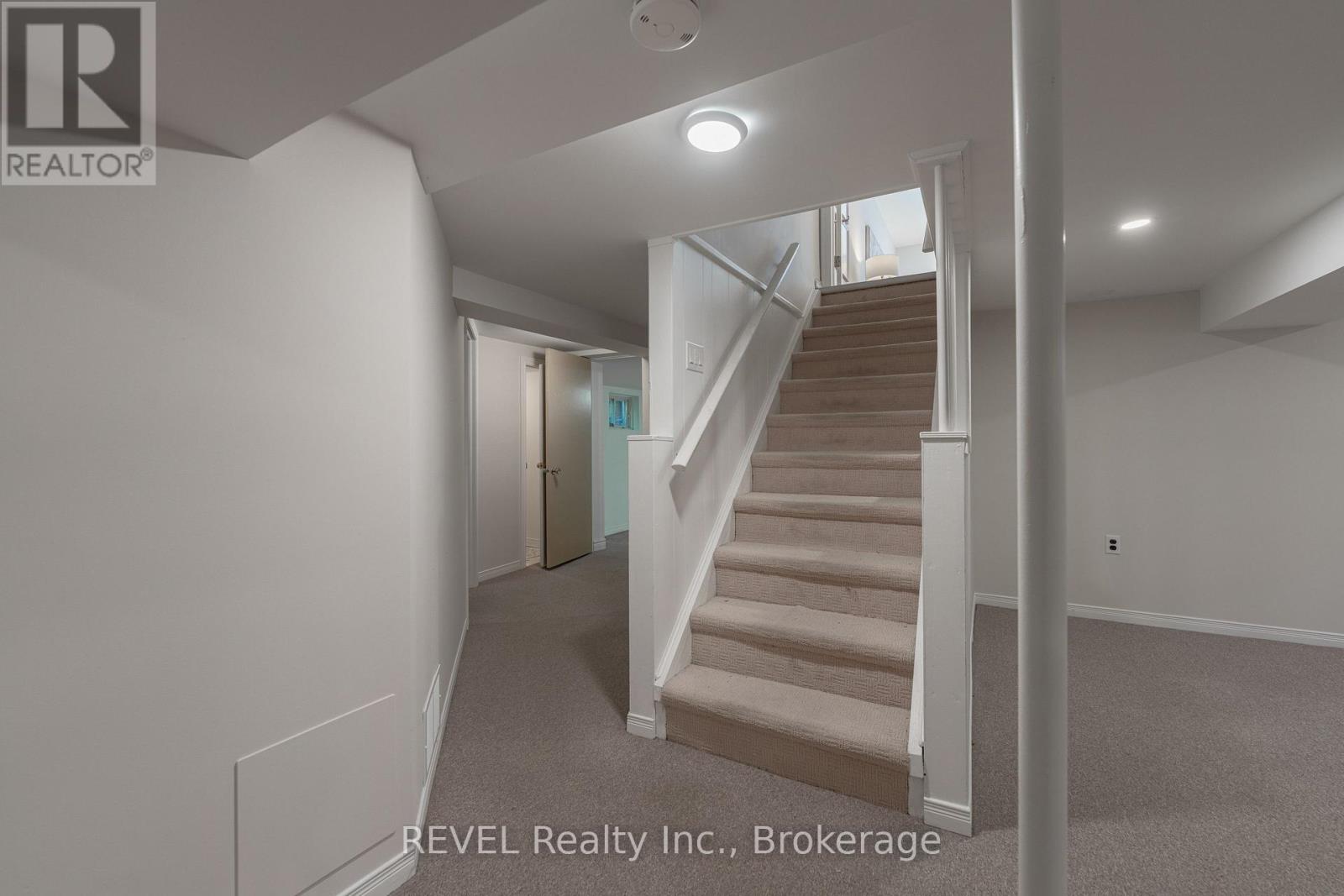 522 Mississagua Street, Niagara-On-The-Lake, Ontario  L0S 1J0 - Photo 29 - X12369484