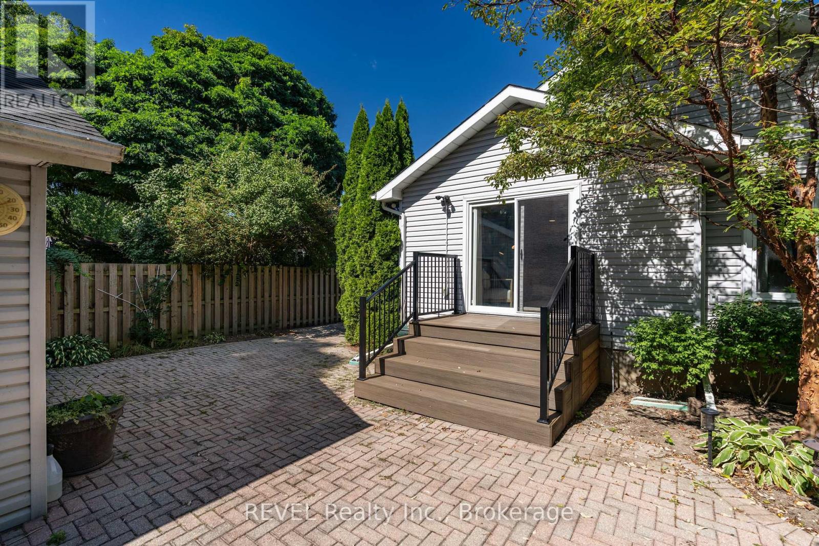 522 Mississagua Street, Niagara-On-The-Lake, Ontario  L0S 1J0 - Photo 44 - X12369484