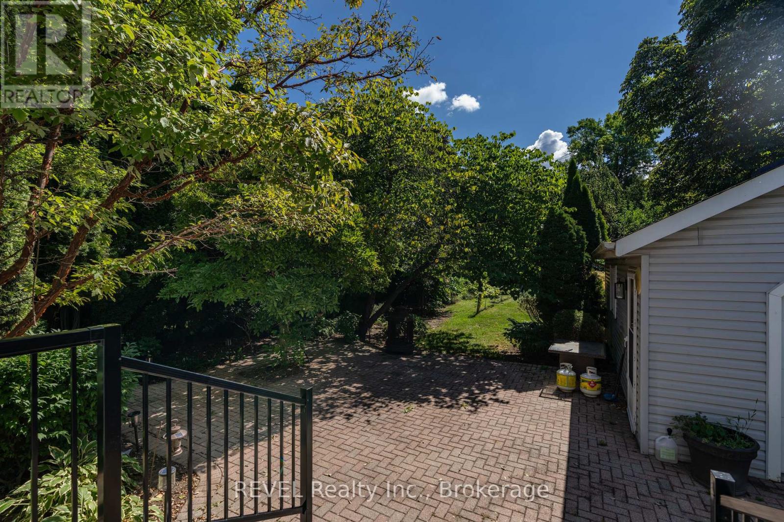 522 Mississagua Street, Niagara-On-The-Lake, Ontario  L0S 1J0 - Photo 45 - X12369484