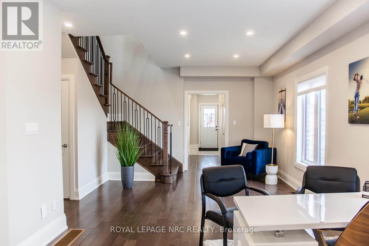 266 Palace Street, Thorold, Ontario  L2V 0N3 - Photo 14 - X12370219