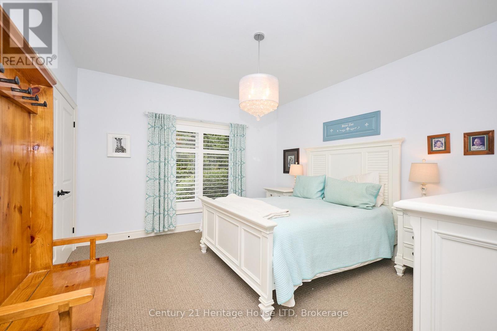 32 Sunrise Court, Fort Erie, Ontario  L0S 1N0 - Photo 18 - X12371468