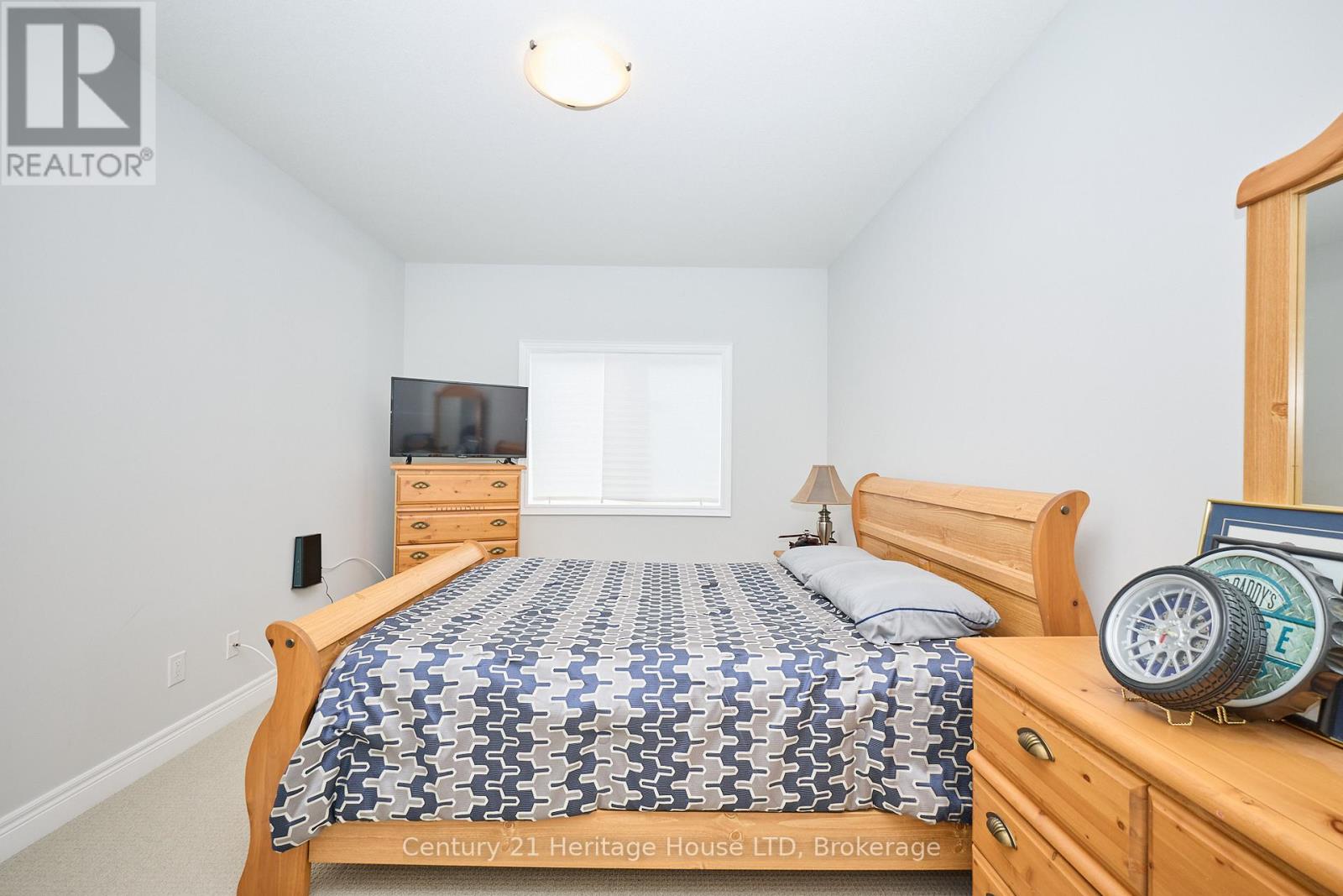 427 Williams Crescent, Fort Erie, Ontario  L2A 4P6 - Photo 15 - X12371476