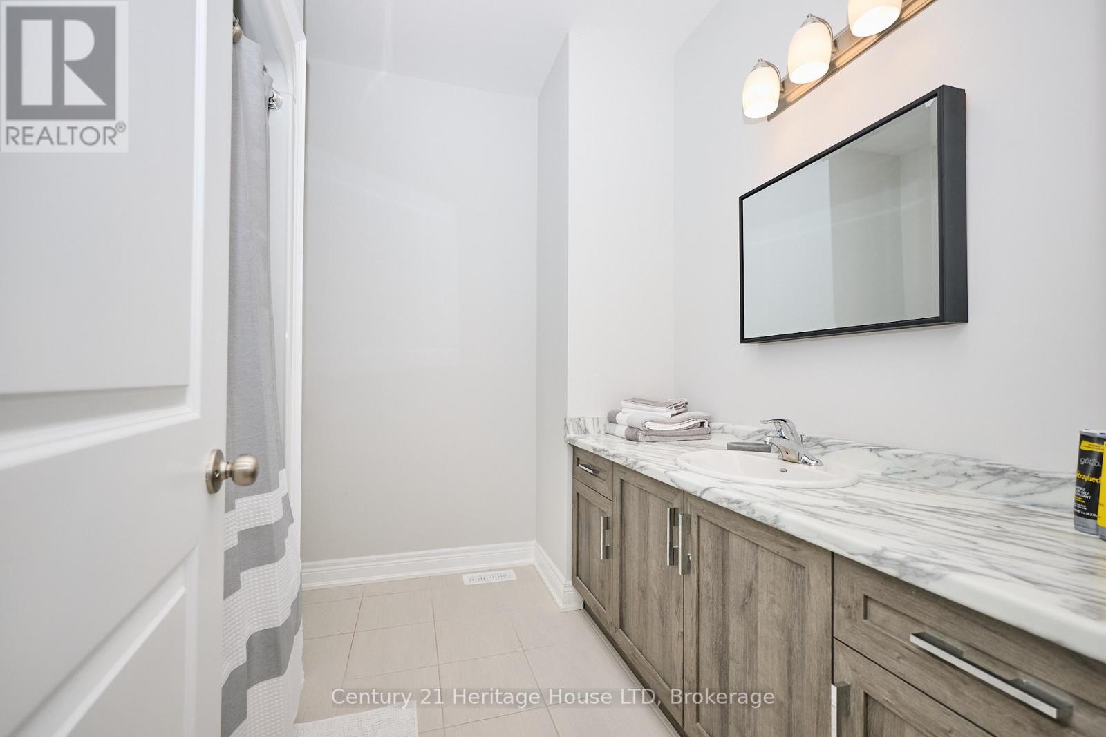 427 Williams Crescent, Fort Erie, Ontario  L2A 4P6 - Photo 19 - X12371476