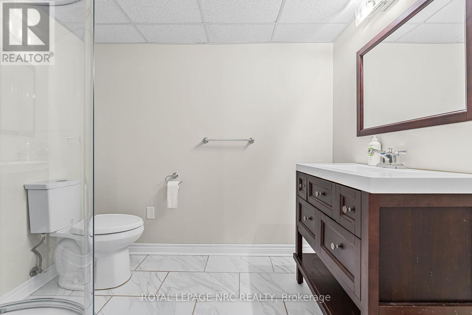 79 Sunrise Court, Fort Erie, Ontario  L0S 1N0 - Photo 29 - X12371672