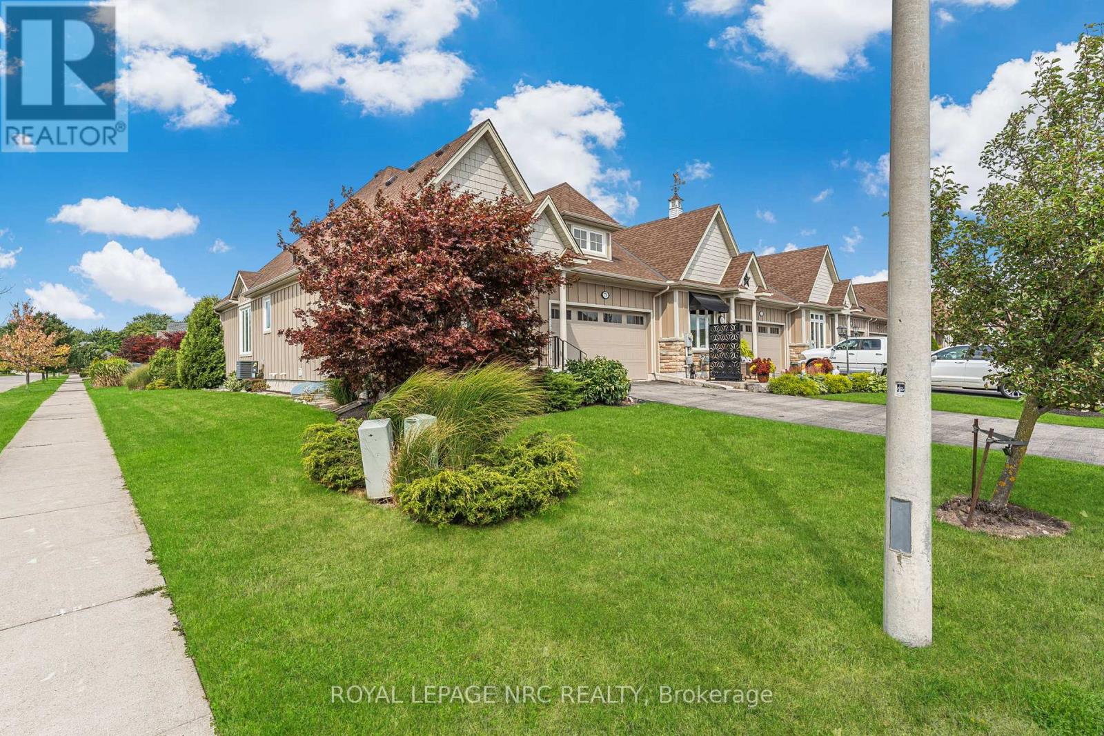 79 Sunrise Court, Fort Erie, Ontario  L0S 1N0 - Photo 3 - X12371672