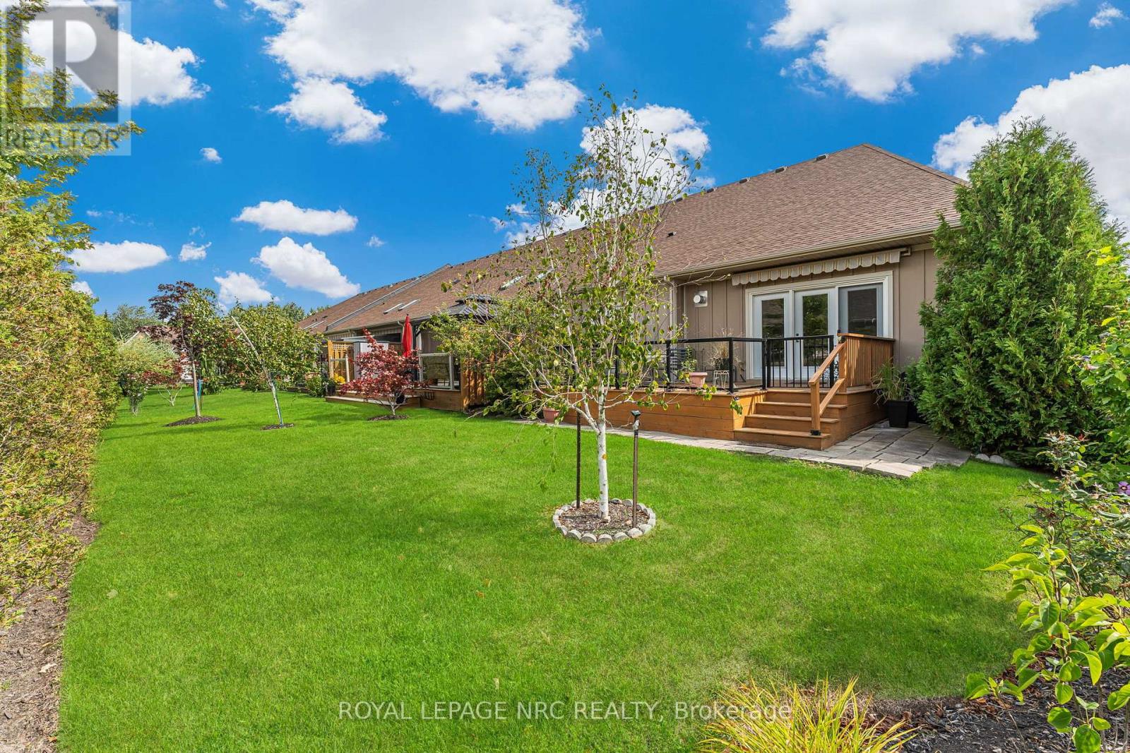 79 Sunrise Court, Fort Erie, Ontario  L0S 1N0 - Photo 31 - X12371672