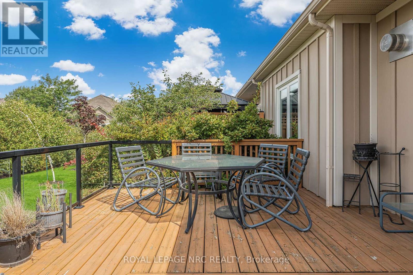 79 Sunrise Court, Fort Erie, Ontario  L0S 1N0 - Photo 34 - X12371672