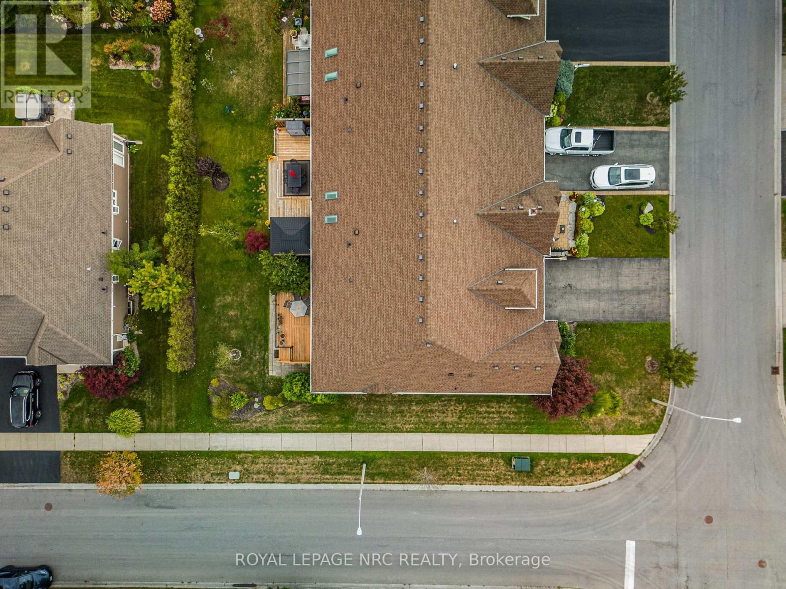 79 Sunrise Court, Fort Erie, Ontario  L0S 1N0 - Photo 37 - X12371672