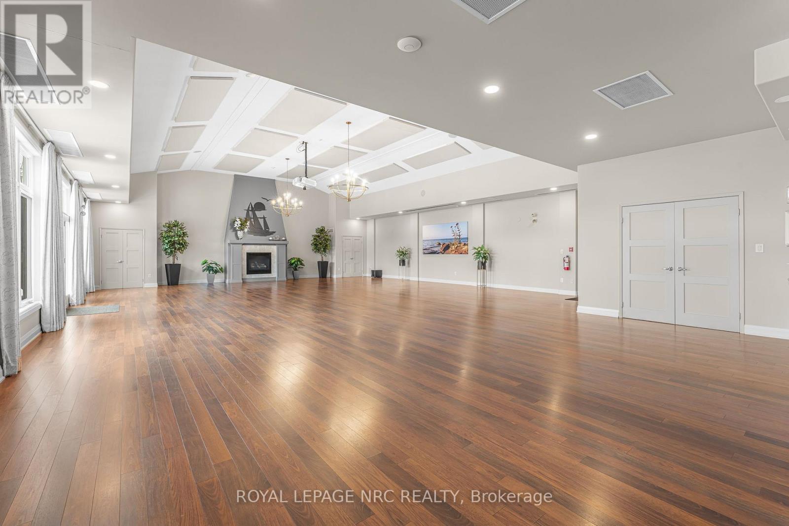 79 Sunrise Court, Fort Erie, Ontario  L0S 1N0 - Photo 46 - X12371672