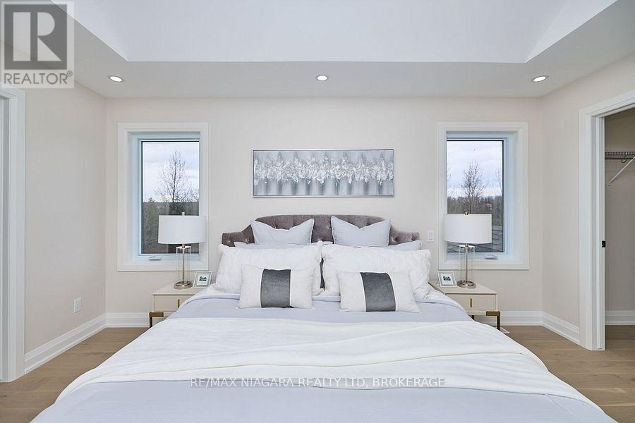 4229 Manson Lane, Lincoln, Ontario  L0R 1G0 - Photo 12 - X12372138