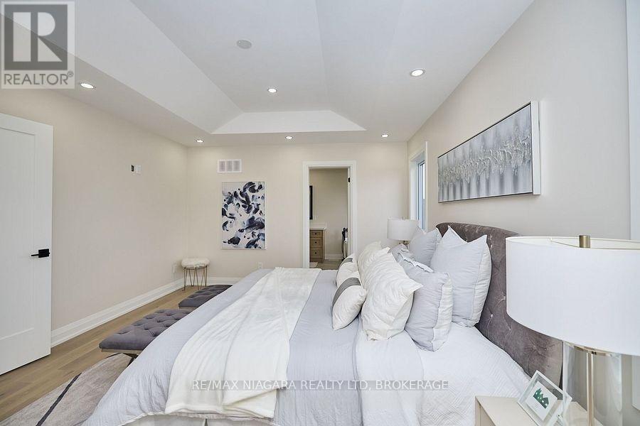 4229 Manson Lane, Lincoln, Ontario  L0R 1G0 - Photo 13 - X12372138