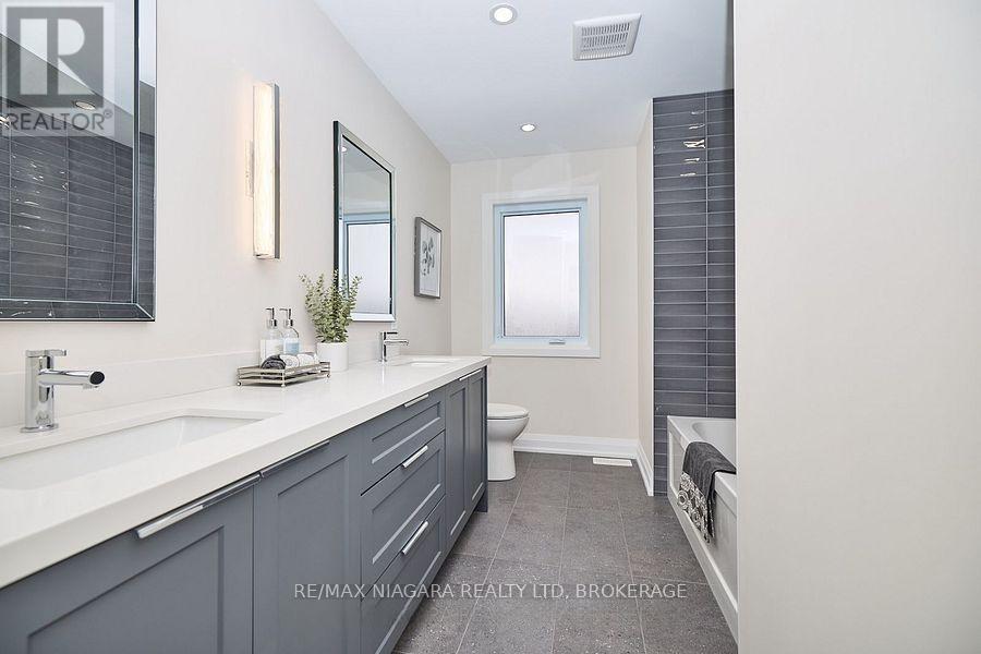 4229 Manson Lane, Lincoln, Ontario  L0R 1G0 - Photo 29 - X12372138