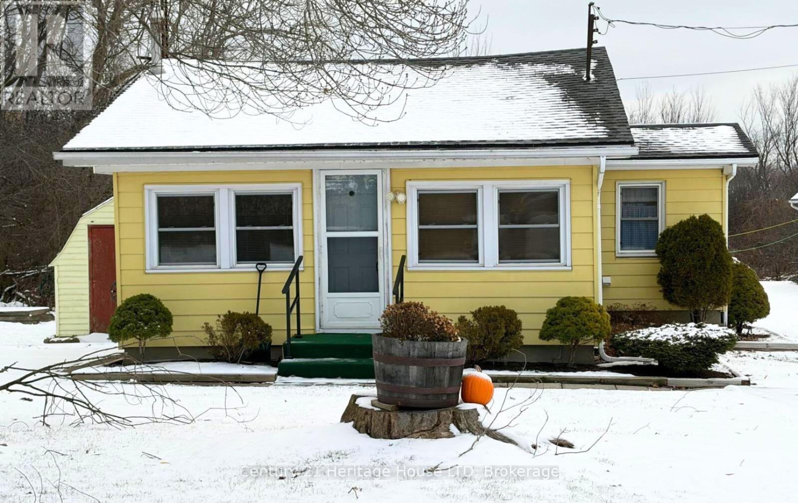 690 BRIDGE STREET, Fort Erie, Ontario