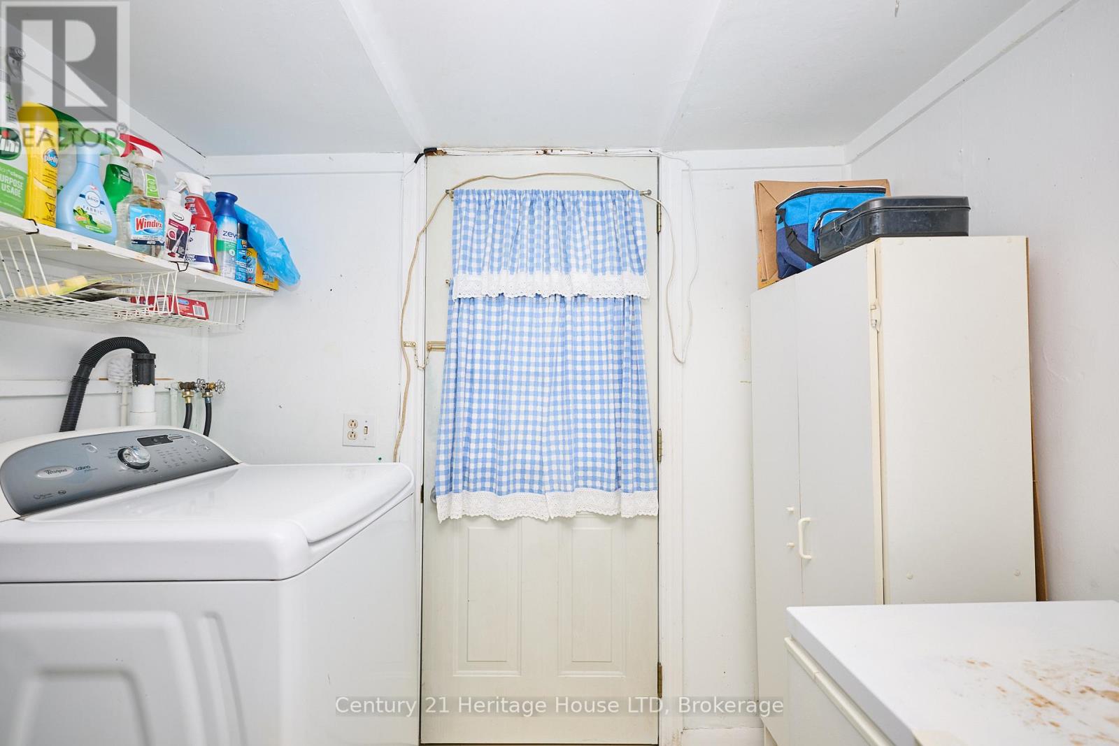 690 Bridge Street, Fort Erie, Ontario  L2A 5M4 - Photo 14 - X12373802