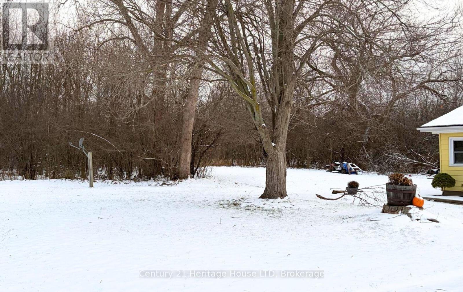 690 Bridge Street, Fort Erie, Ontario  L2A 5M4 - Photo 19 - X12373802