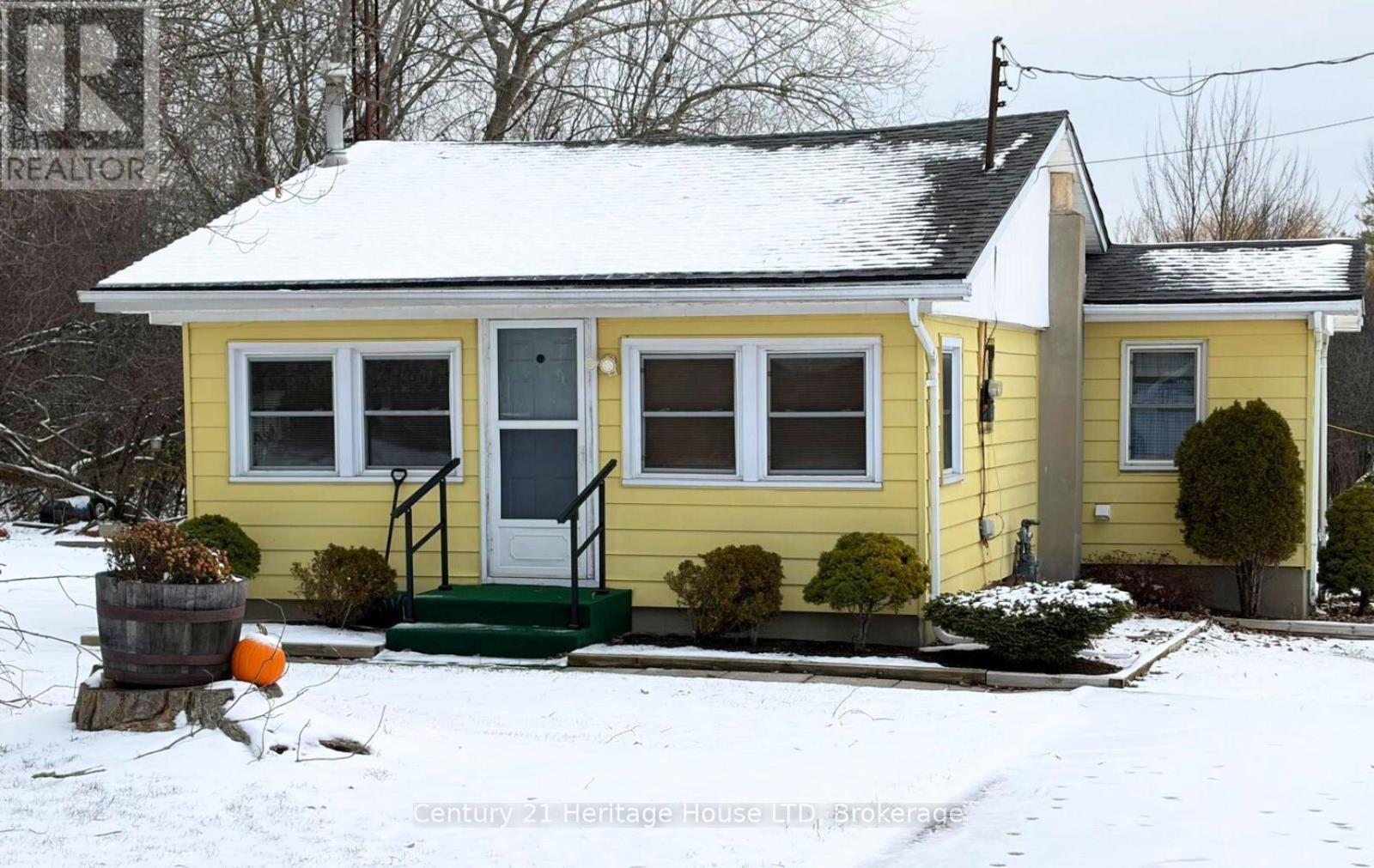 690 Bridge Street, Fort Erie, Ontario  L2A 5M4 - Photo 20 - X12373802