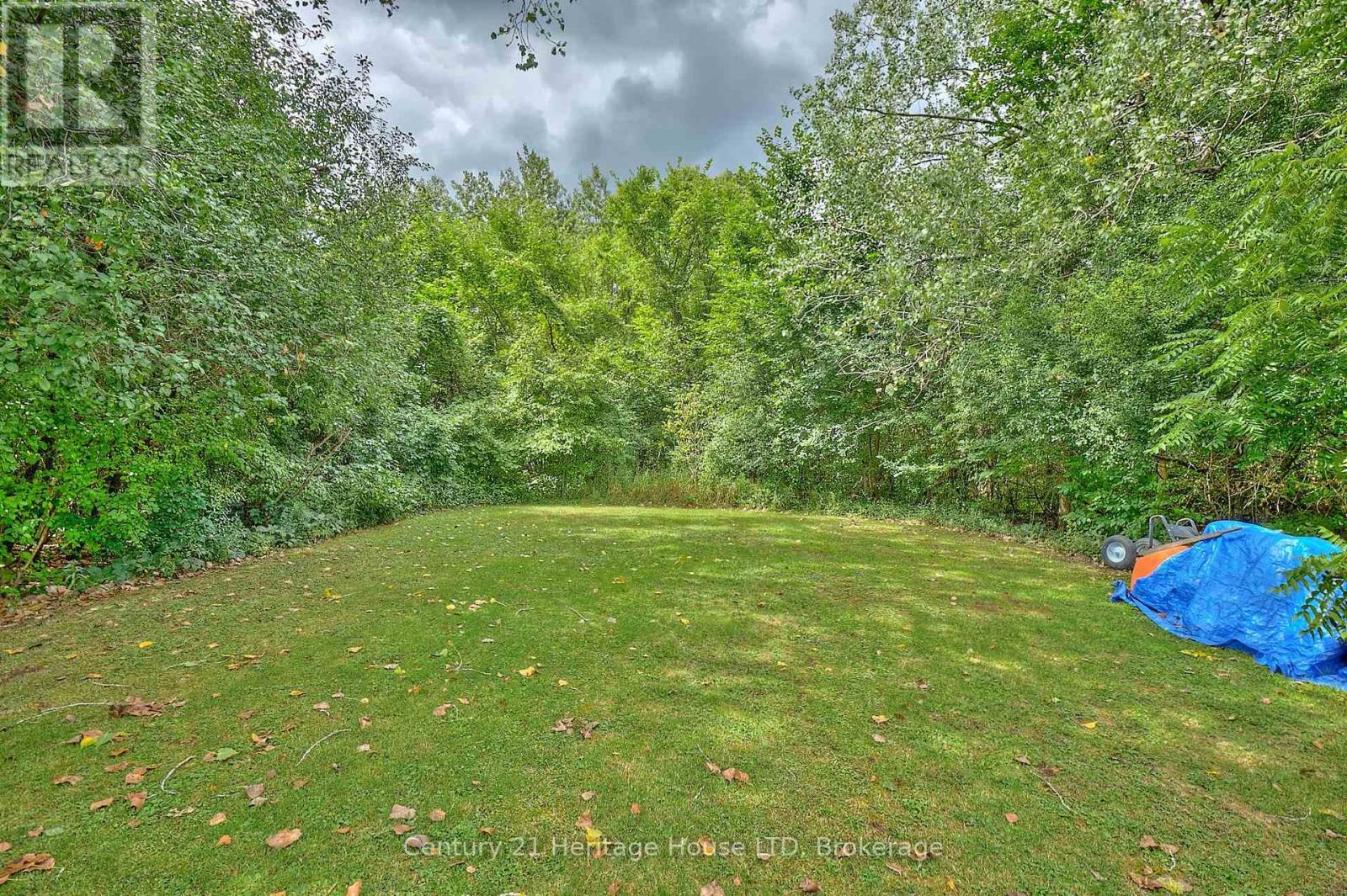 690 Bridge Street, Fort Erie, Ontario  L2A 5M4 - Photo 25 - X12373802