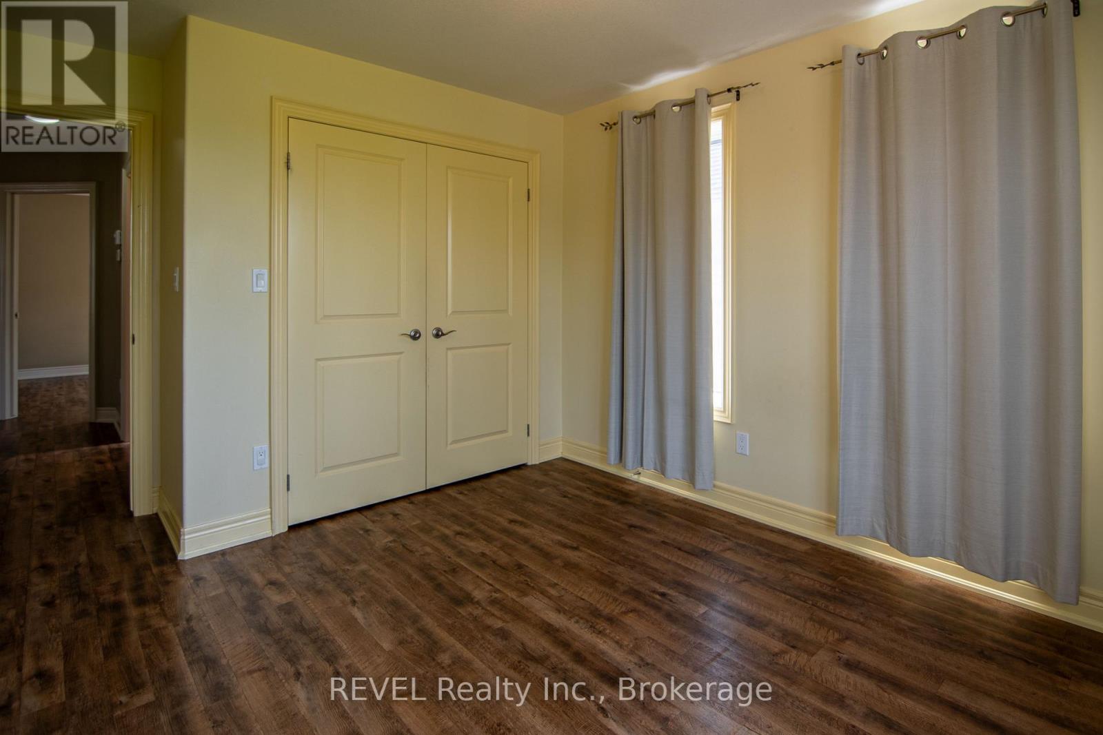 123 Michelle Court, Welland, Ontario  L3C 0A2 - Photo 26 - X12373891