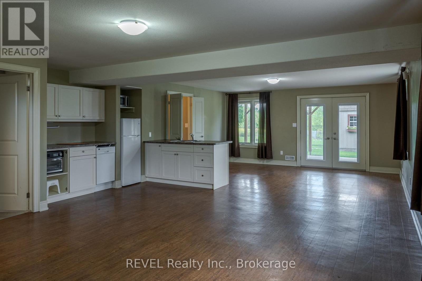 123 Michelle Court, Welland, Ontario  L3C 0A2 - Photo 28 - X12373891