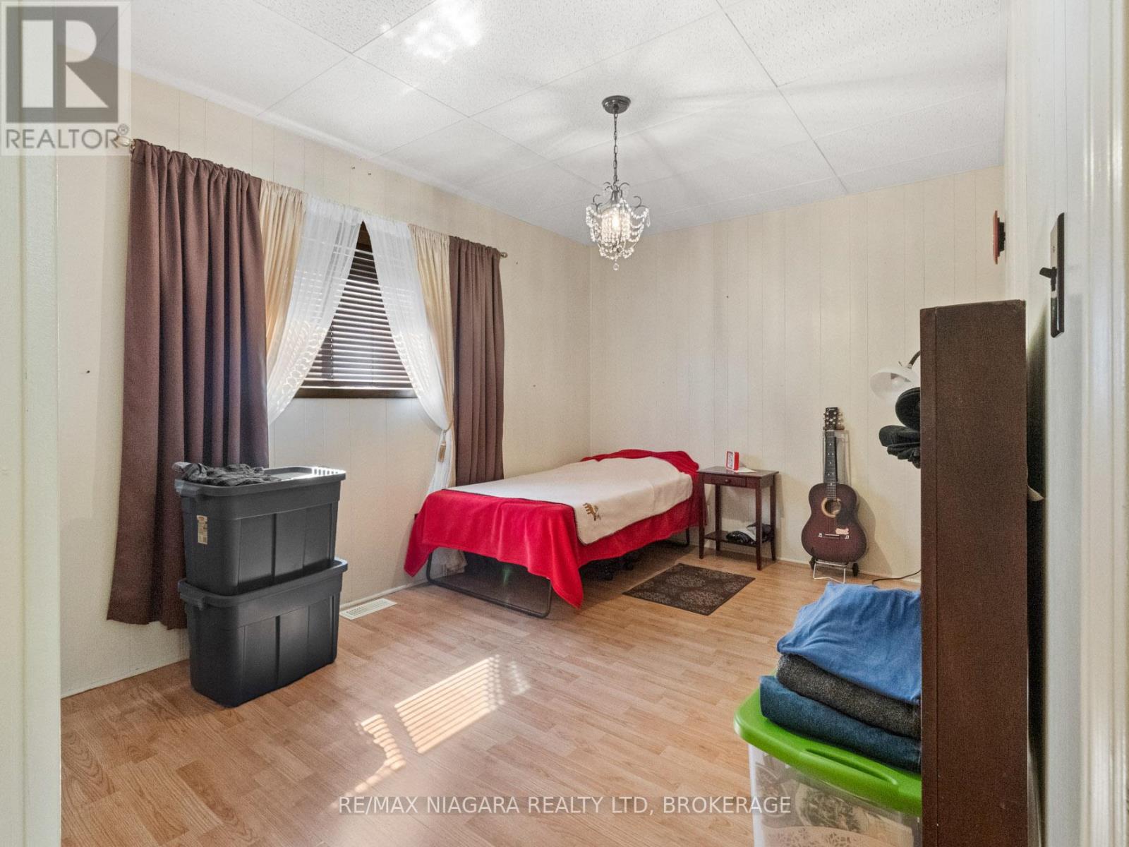 61 Queen Street, Fort Erie, Ontario  L2A 1T7 - Photo 19 - X12373939