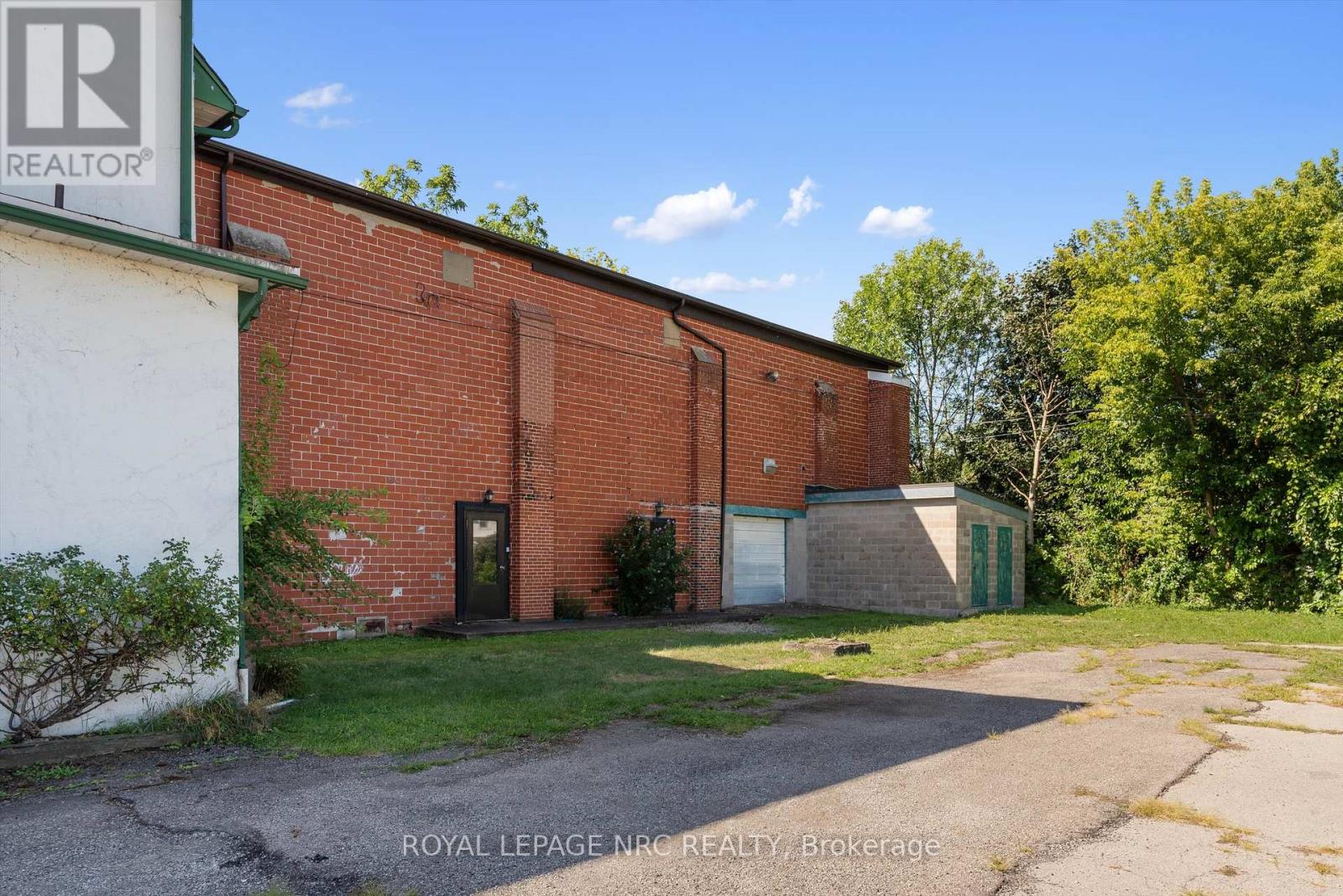 131-139 Niagara Boulevard, Fort Erie, Ontario  L2A 3G6 - Photo 14 - X12376122