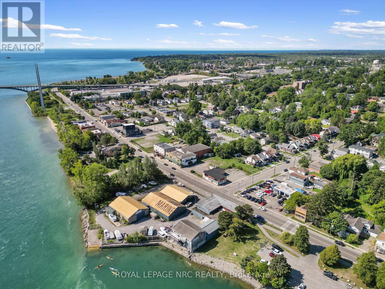 155 Niagara Boulevard, Fort Erie, Ontario  L2A 3G6 - Photo 13 - X12376129