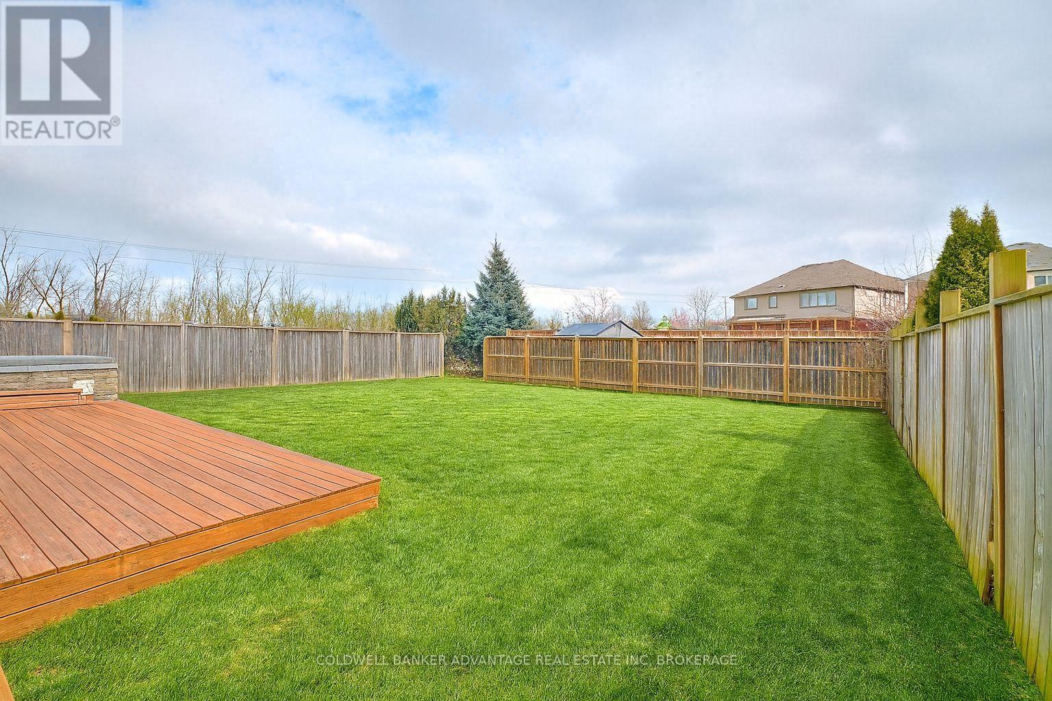 116 Clare Avenue, Welland, Ontario  L3C 0B7 - Photo 2 - X12376231