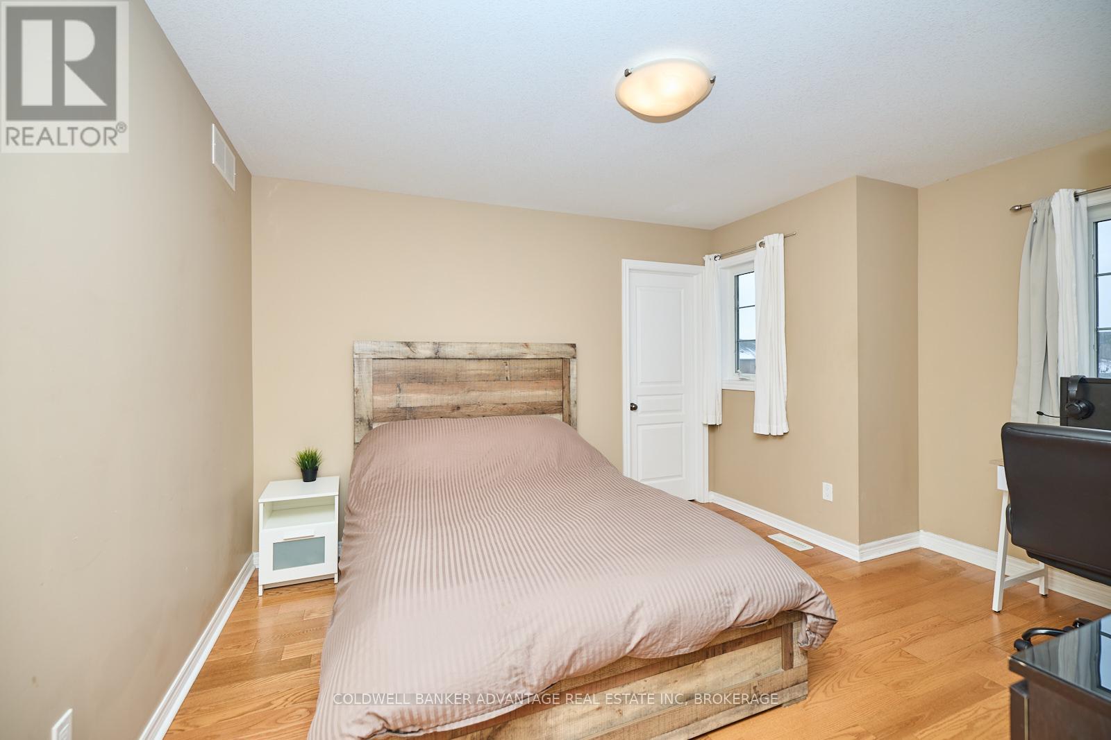 116 Clare Avenue, Welland, Ontario  L3C 0B7 - Photo 35 - X12376231