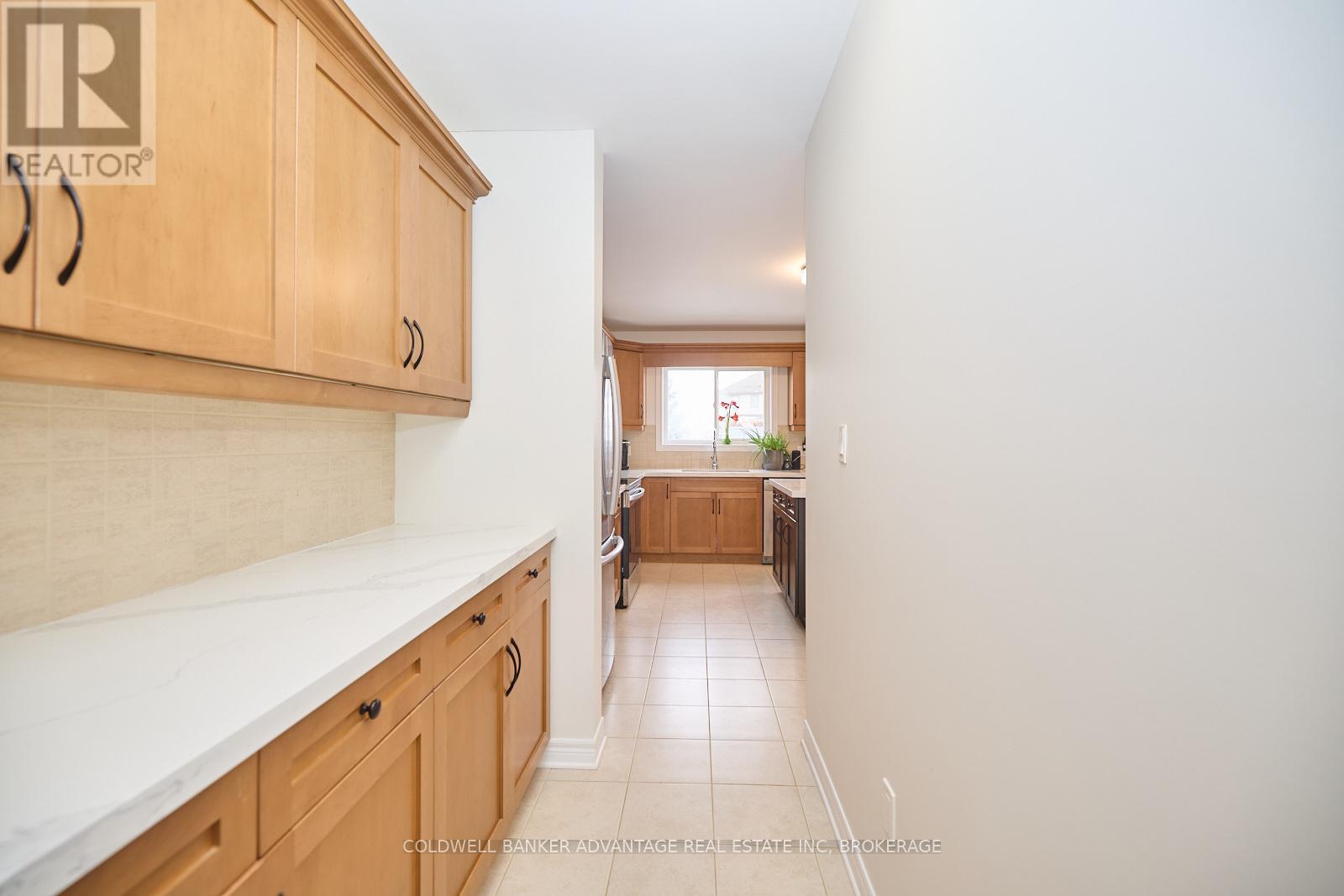 116 Clare Avenue, Welland, Ontario  L3C 0B7 - Photo 8 - X12376231