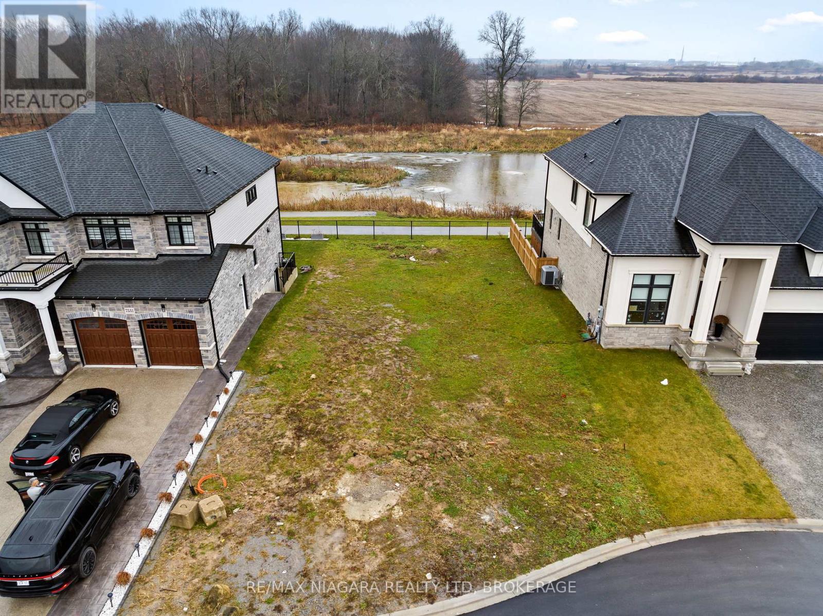 7521 Sherrilee Crescent, Niagara Falls, Ontario  L2H 3T4 - Photo 15 - X12376421